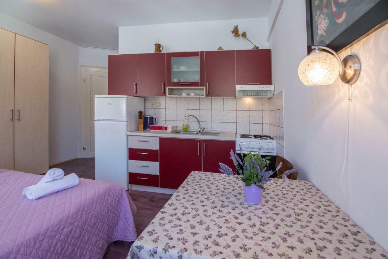 Apartment Riva 5 코미자 외부 사진
