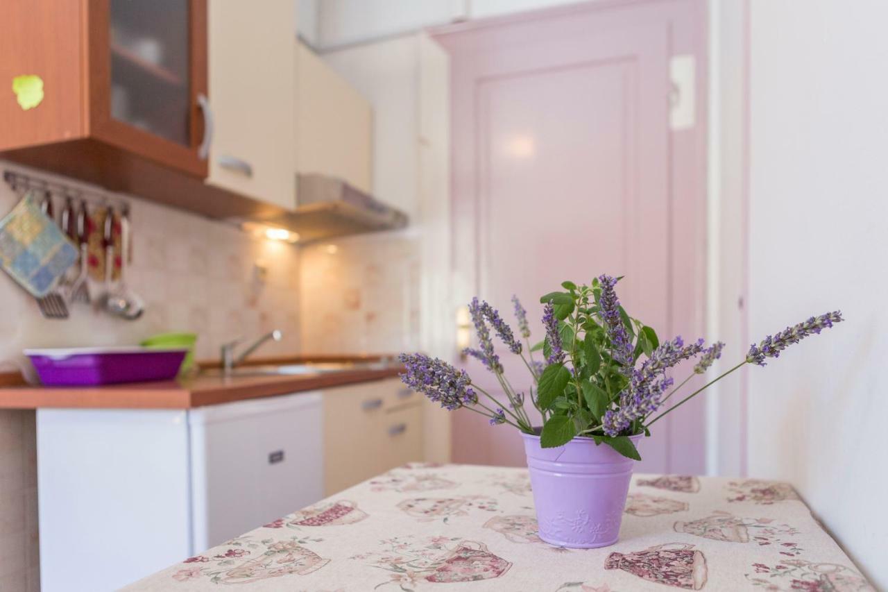 Apartment Riva 5 코미자 외부 사진